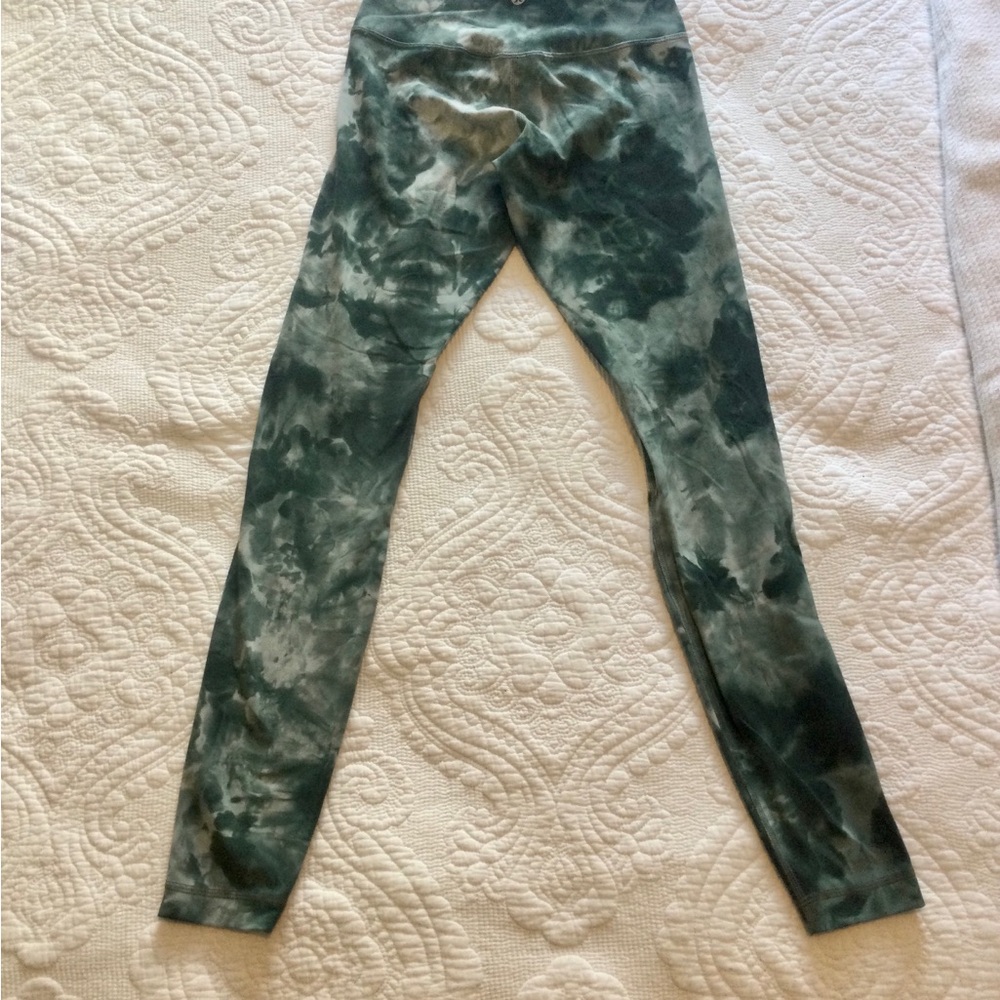 Lululemon Green Tie-Dye leggings.